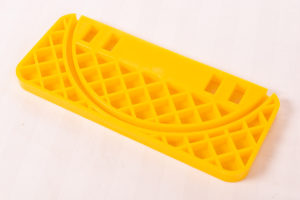 Portable uncapping bench