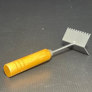 Queen Excluder Scraper|Cleaner - Wooden Handle