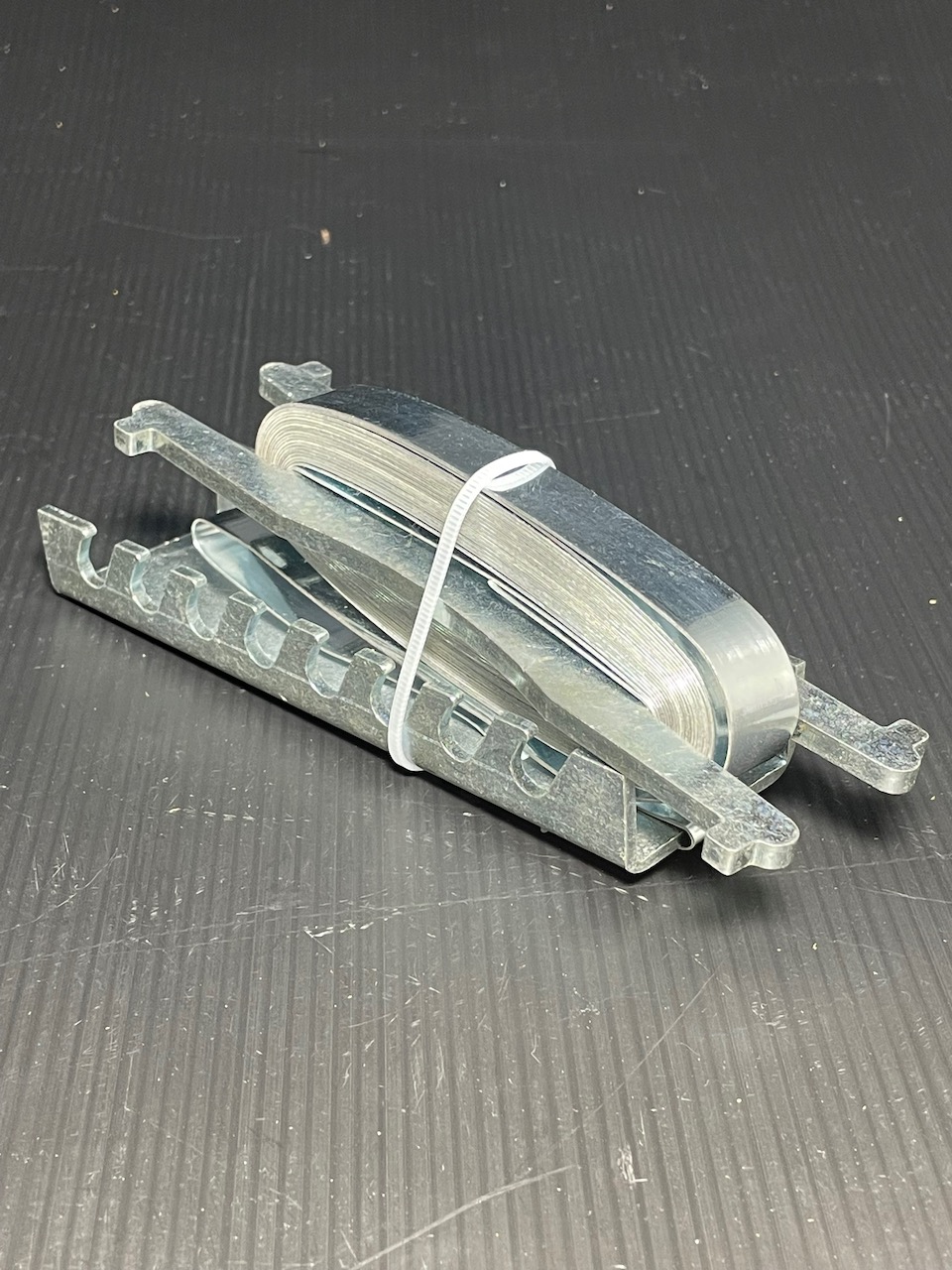 Emlock - Galvanized Beehive Strap x100